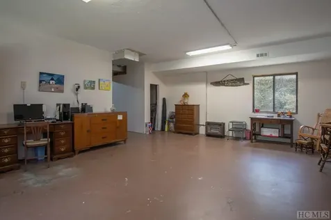 144 Toxaway Heights Lake Toxaway NC 28474
