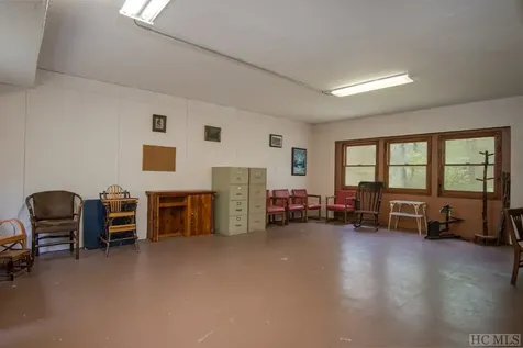 144 Toxaway Heights Lake Toxaway NC 28474