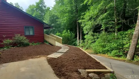 144 Toxaway Heights Lake Toxaway NC 28474