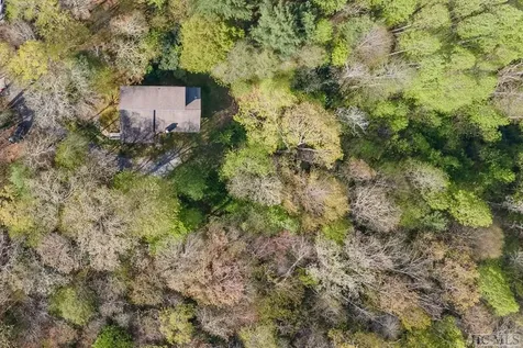 144 Toxaway Heights Lake Toxaway NC 28474