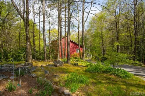 144 Toxaway Heights Lake Toxaway NC 28474