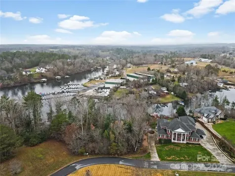 100 Old Ferry Lane Hickory NC 28601