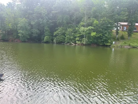 100 Old Ferry Lane Hickory NC 28601