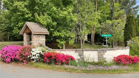 1285 Misty Lane Hickory NC 28601