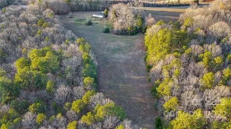 9504 Van Wyck Road Lancaster SC 29720