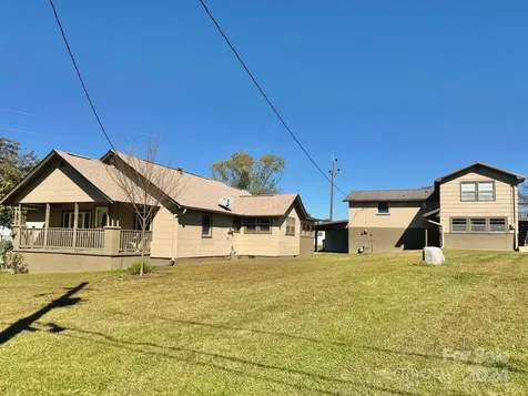 565 Neely Road Brevard NC 28712