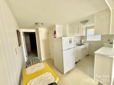 565 Neely Road Brevard NC 28712
