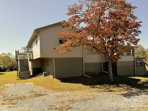 565 Neely Road Brevard NC 28712