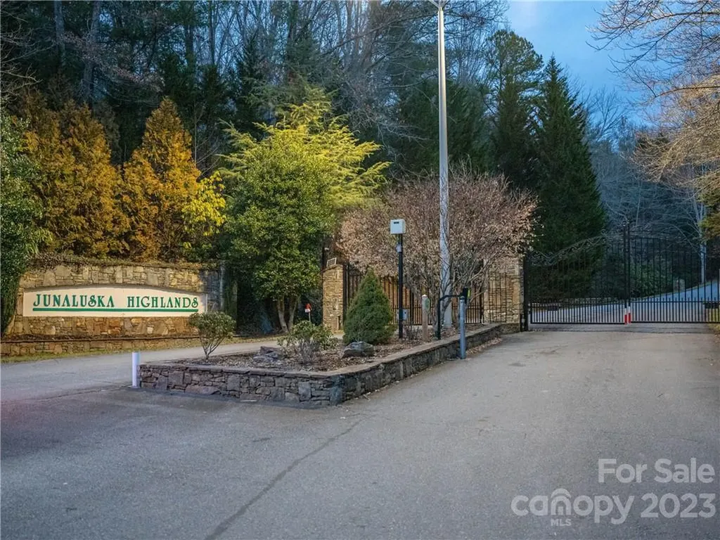 0 Valhalla Cove Waynesville NC 28785