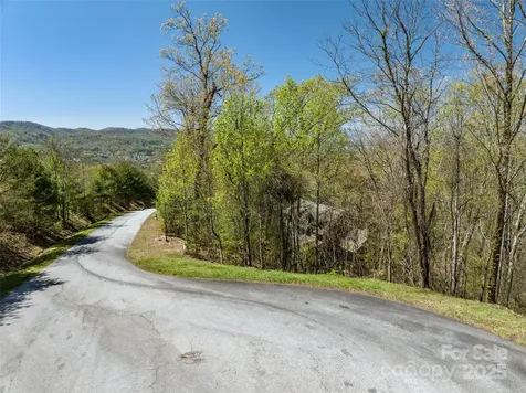 88 Courseview Drive Weaverville NC 28787