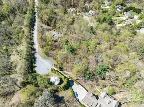 88 Courseview Drive Weaverville NC 28787