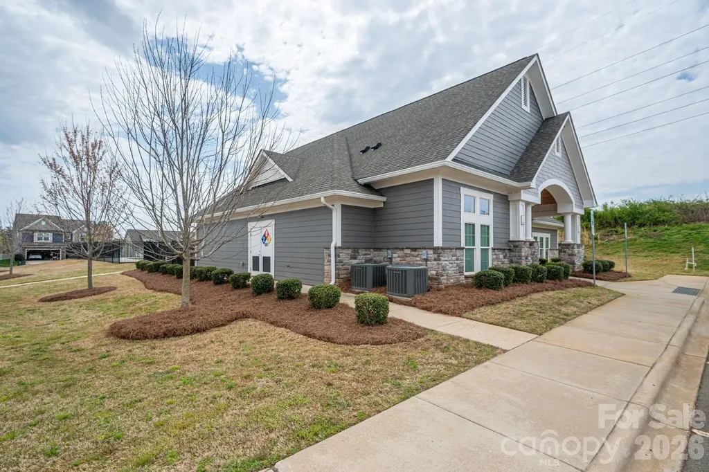 1434 Somersby Circle Gastonia NC 28054