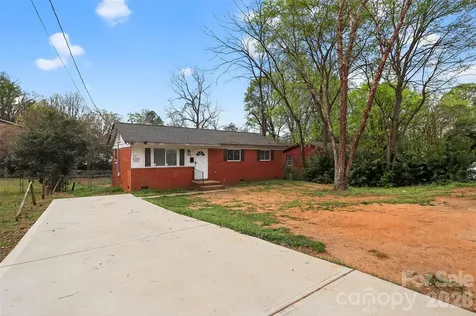 1019 Lewiston Avenue Charlotte NC 28208