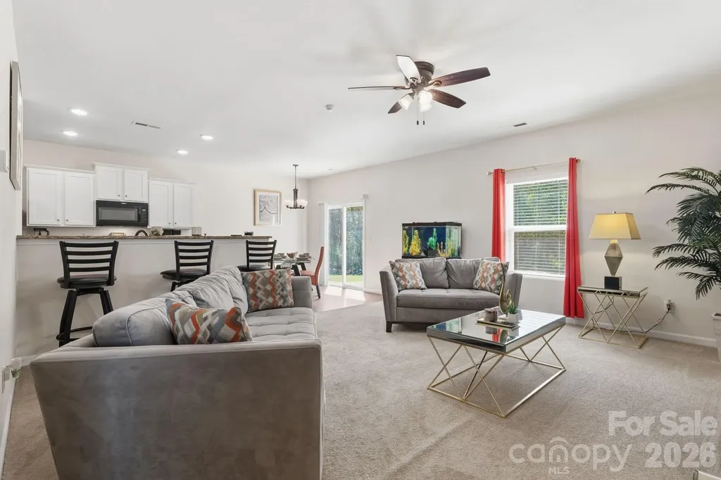 9528 Weikert Road Charlotte NC 28215