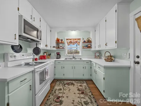 1434 Lake Adger Road Mill Spring NC 28756