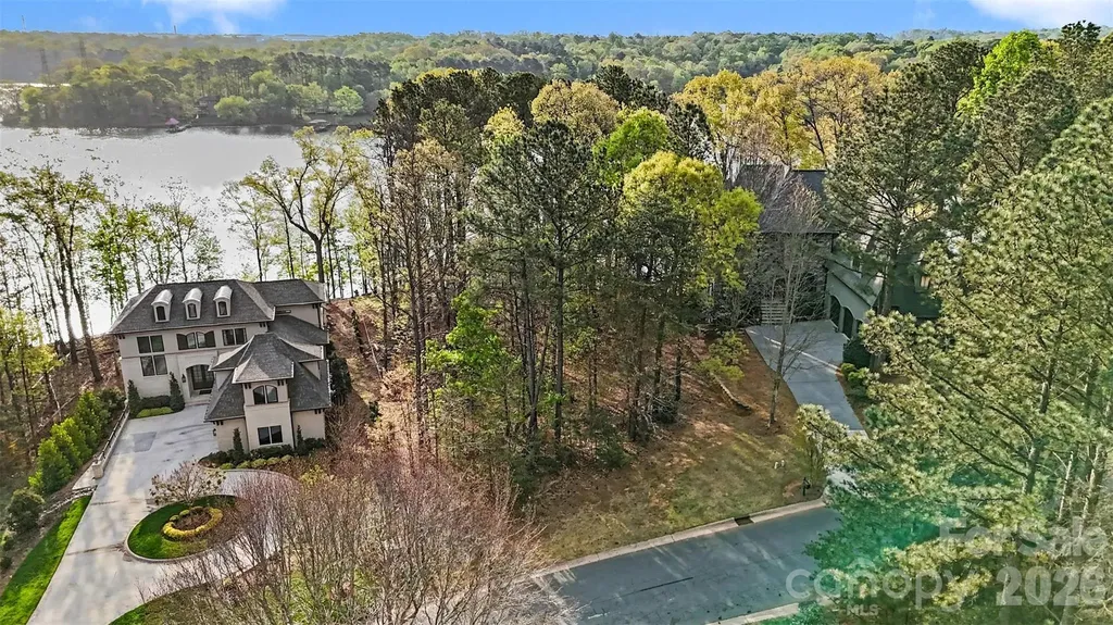 3217 Lake Pointe Drive Belmont NC 28173