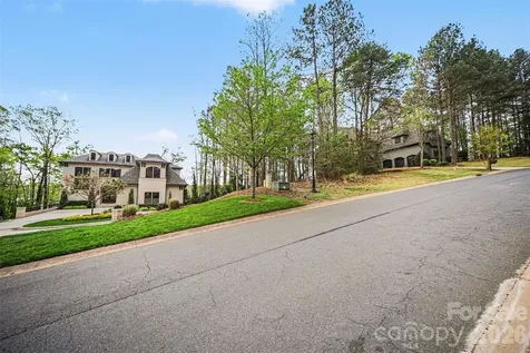 3217 Lake Pointe Drive Belmont NC 28173