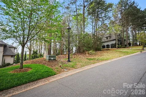 3217 Lake Pointe Drive Belmont NC 28173