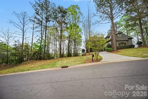 3217 Lake Pointe Drive Belmont NC 28173