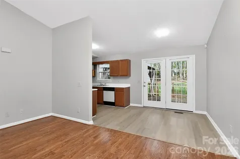 174 Overcreek Road Mooresville NC 28117