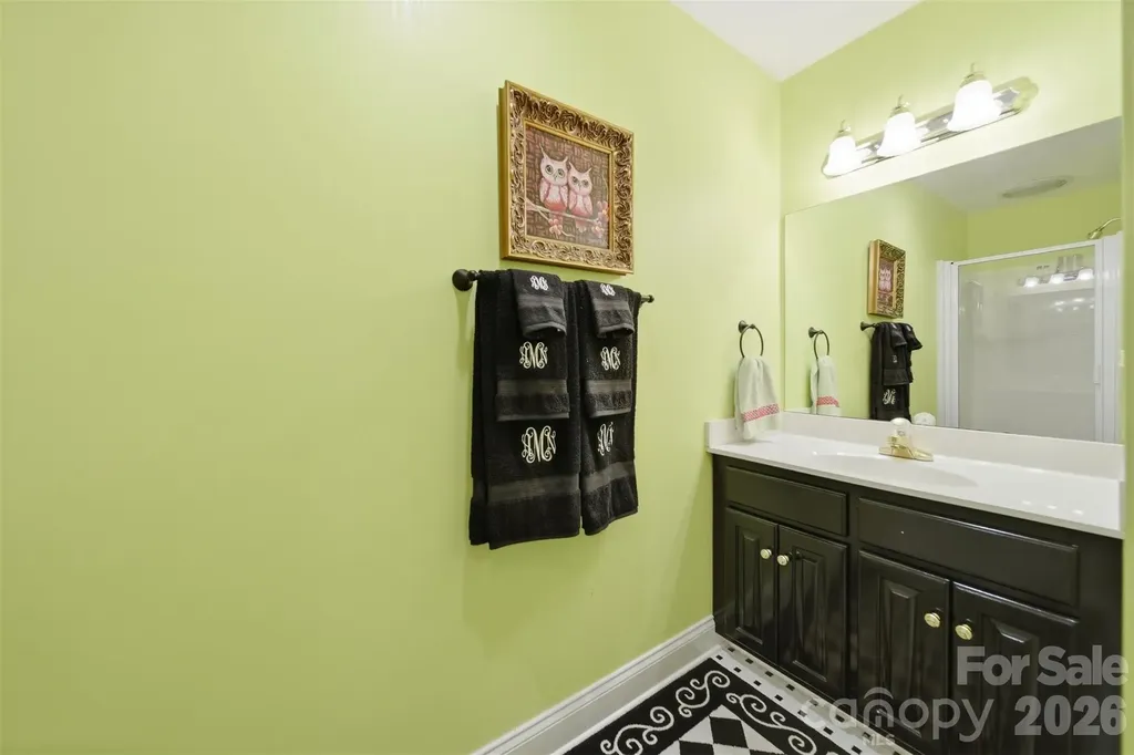 3704 8th Street Place NW Hickory NC 28601