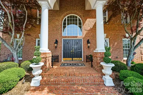 3704 8th Street Place NW Hickory NC 28601