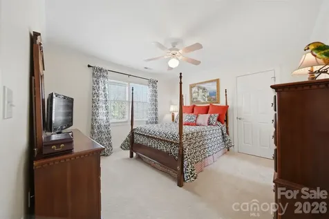 3704 8th Street Place NW Hickory NC 28601