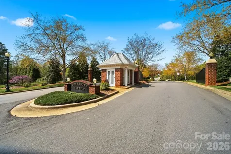 3704 8th Street Place NW Hickory NC 28601