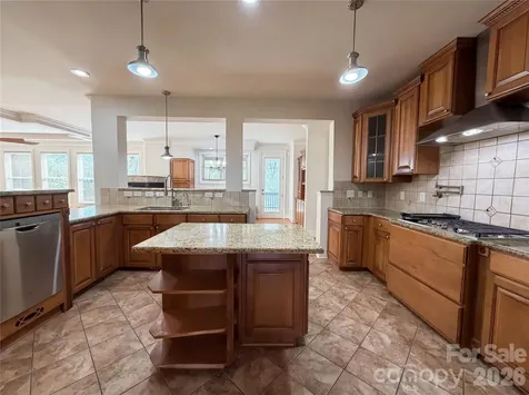 2016 Rocky Stream Road York SC 29745