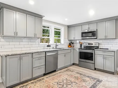 33 Kilpatrick Street Brevard NC 28712