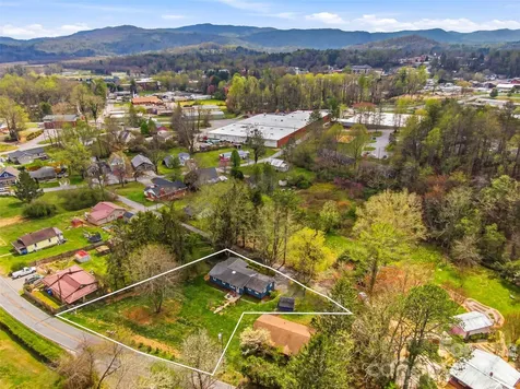 33 Kilpatrick Street Brevard NC 28712