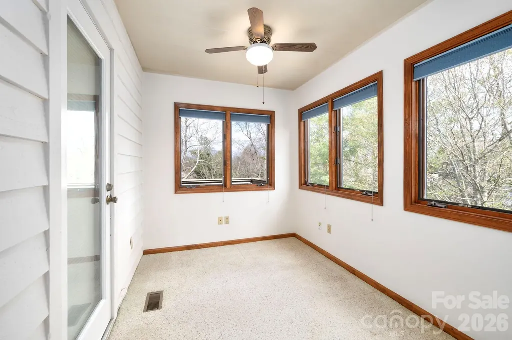 4 Zachary Ridge Road Asheville NC 28804