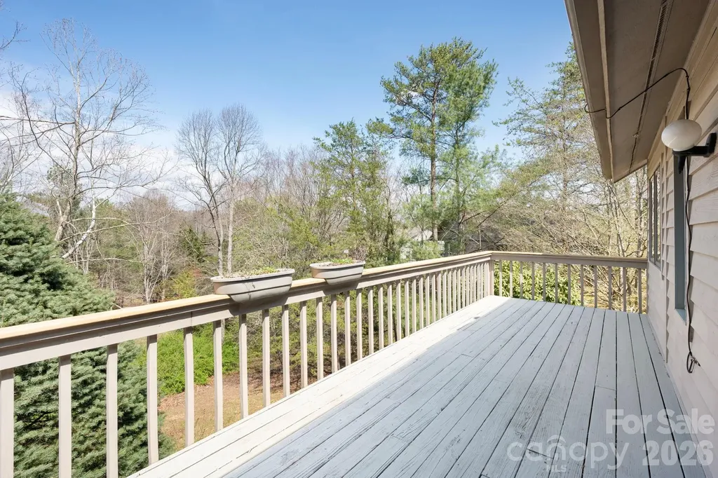 4 Zachary Ridge Road Asheville NC 28804