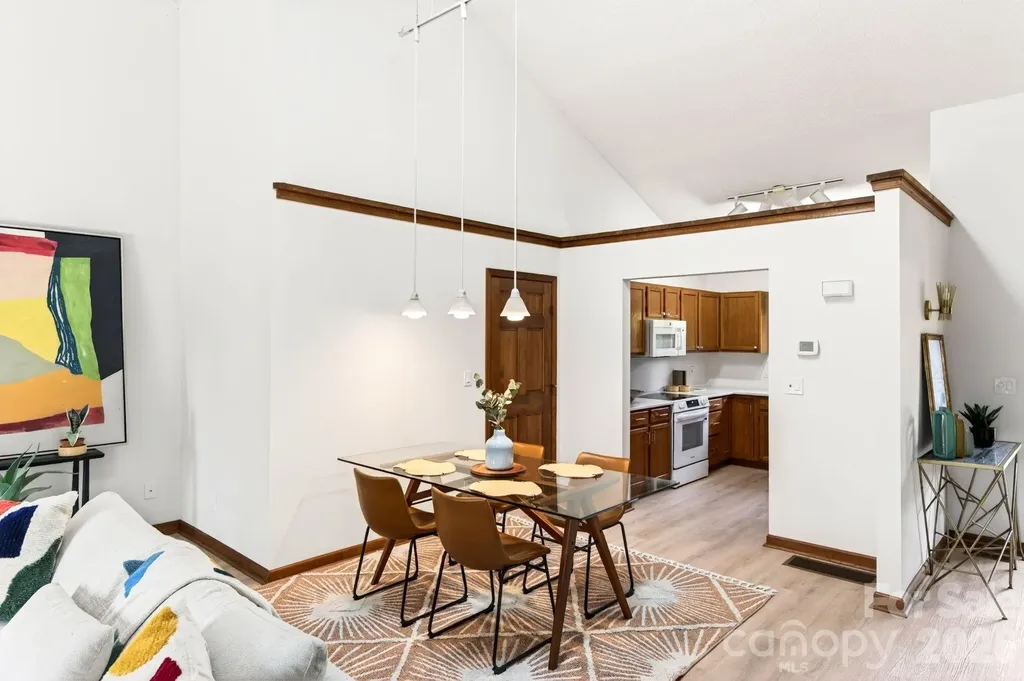 4 Zachary Ridge Road Asheville NC 28804