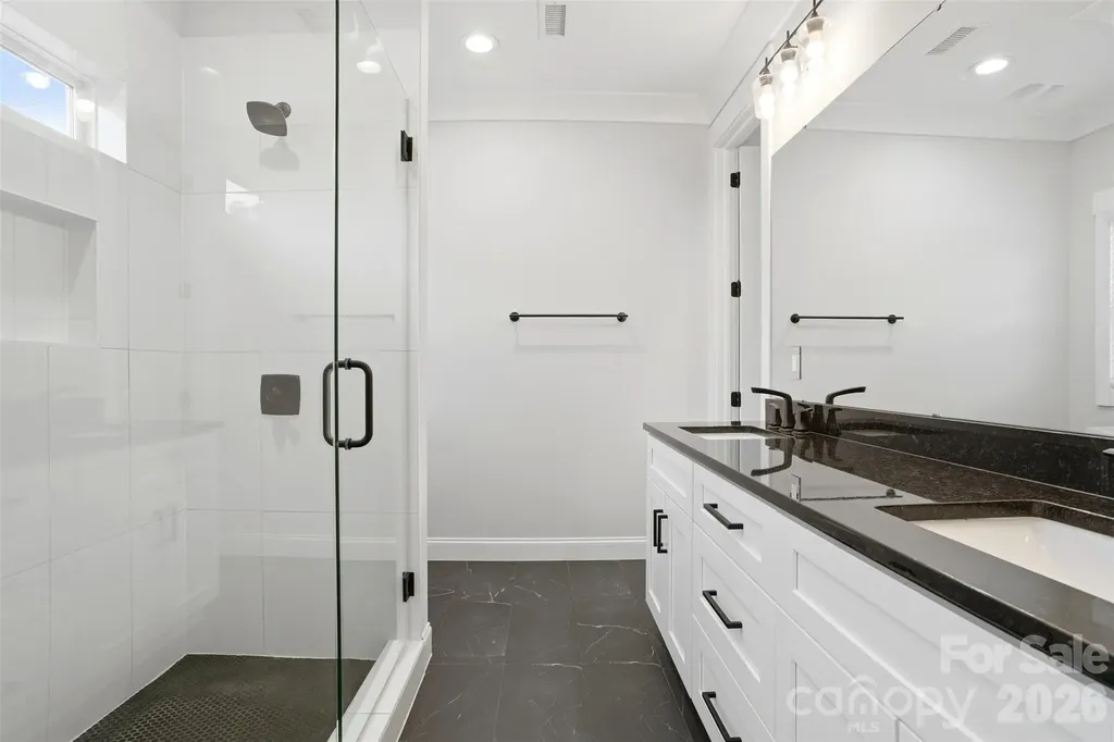 302 Lima Avenue Charlotte NC 28208