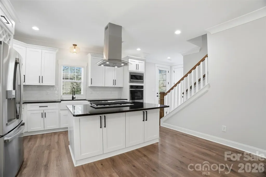 302 Lima Avenue Charlotte NC 28208