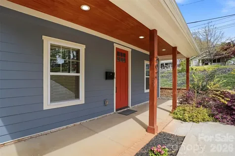 302 Lima Avenue Charlotte NC 28208