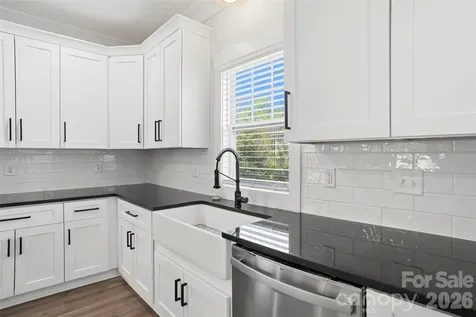 302 Lima Avenue Charlotte NC 28208