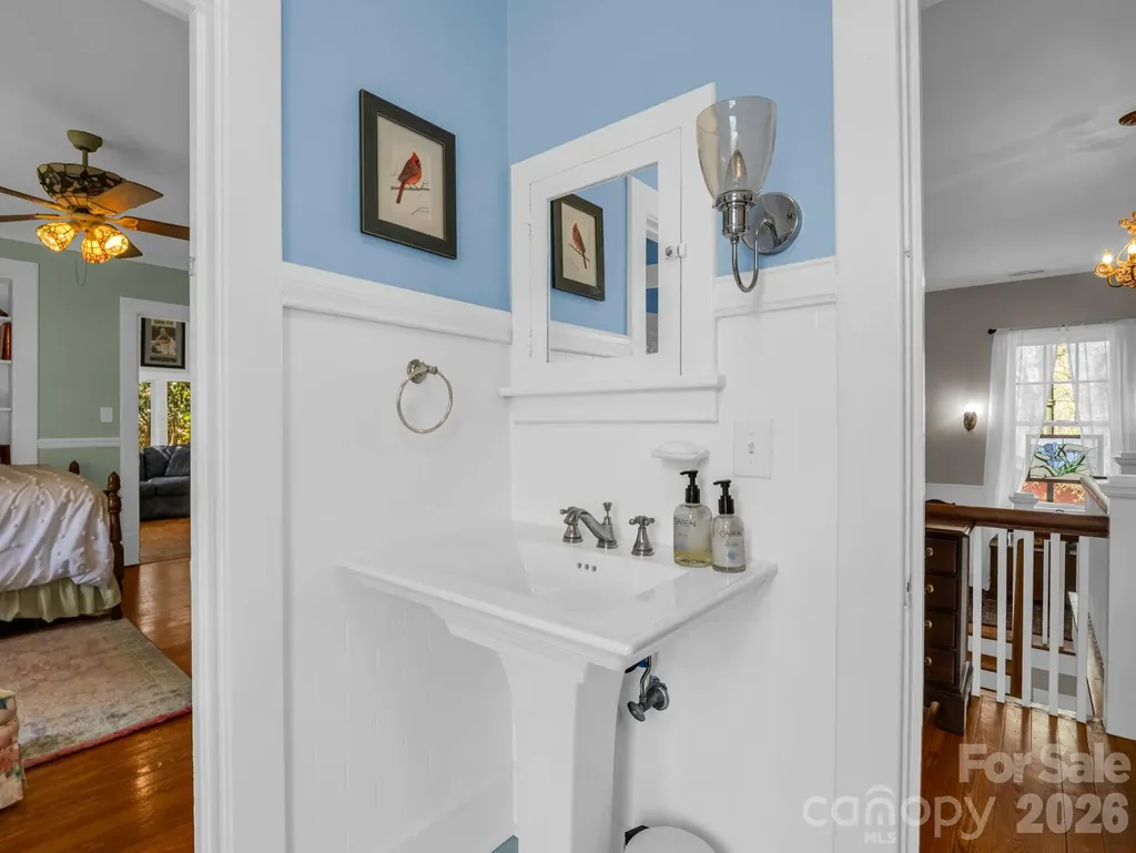 527 N Main Street Rutherfordton NC 28139