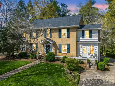 527 N Main Street Rutherfordton NC 28139