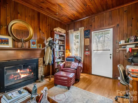 527 N Main Street Rutherfordton NC 28139