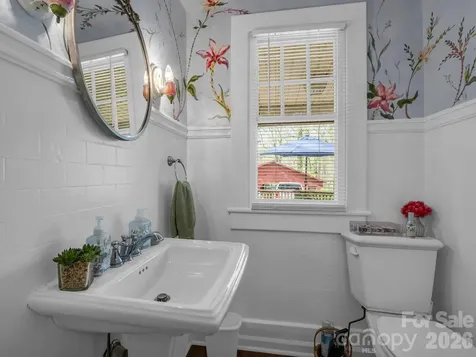 527 N Main Street Rutherfordton NC 28139