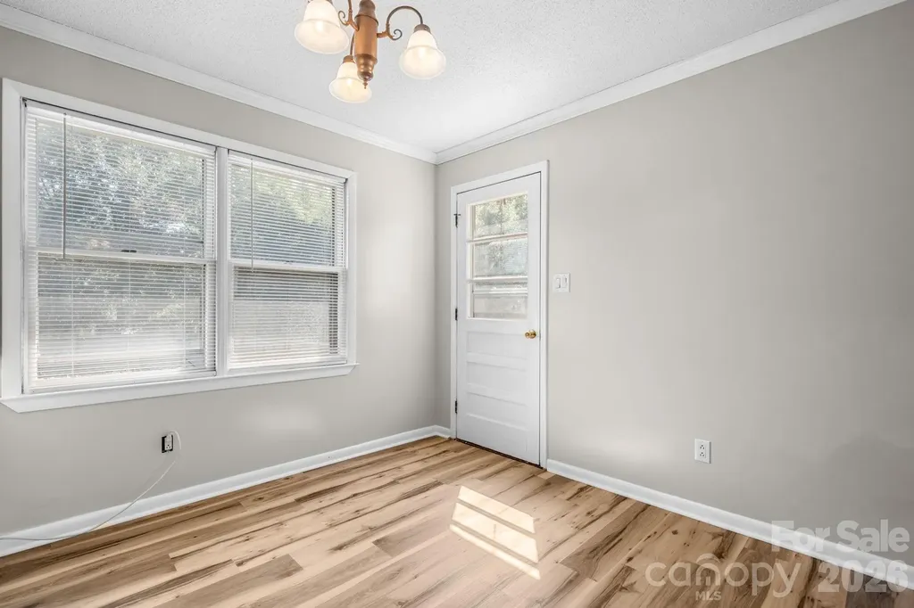 5208 W Piedmont Circle Conover NC 28613