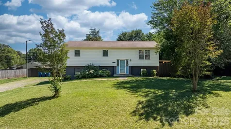 5208 W Piedmont Circle Conover NC 28613