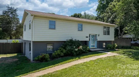 5208 W Piedmont Circle Conover NC 28613