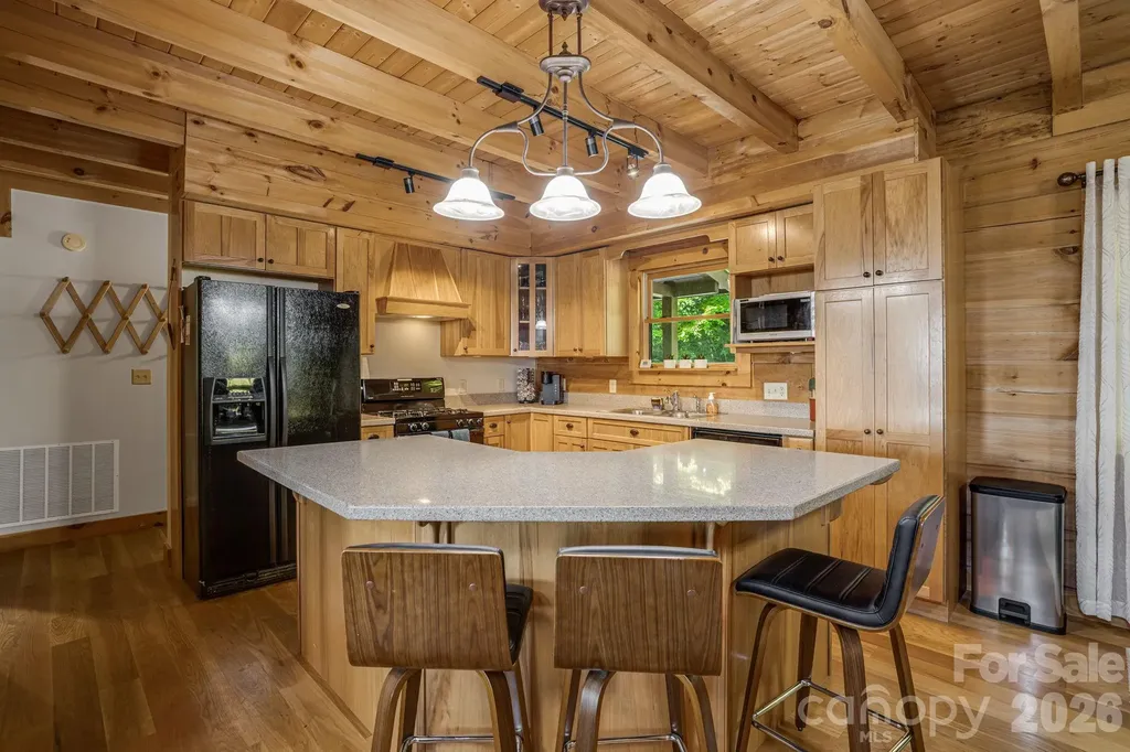 721 Mckinney Gap Drive Mars Hill NC 28754
