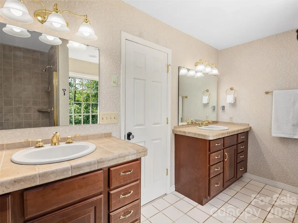 29 Tillman Road Lake Junaluska NC 28745