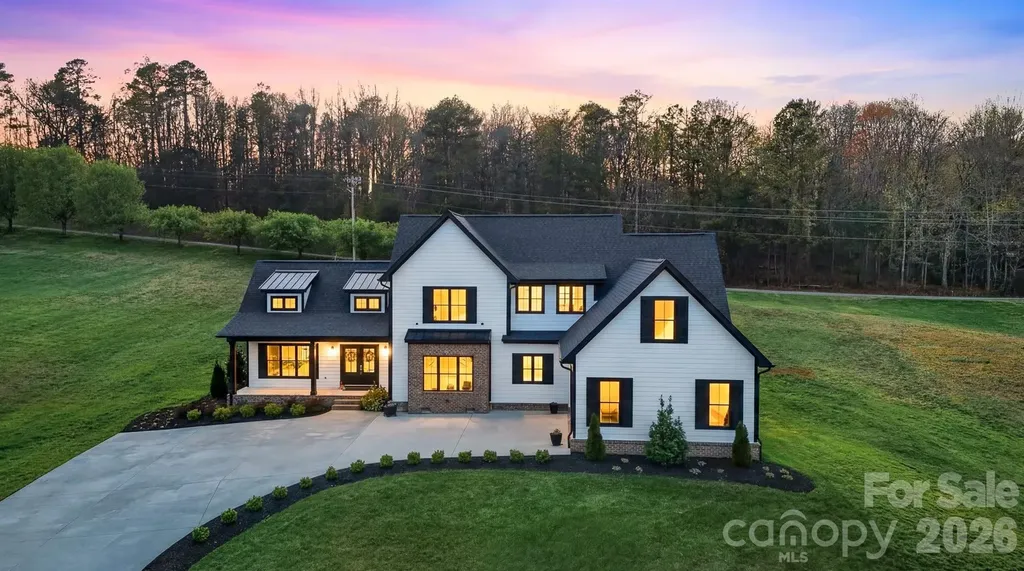 157 Franklin Lane Taylorsville NC 28681