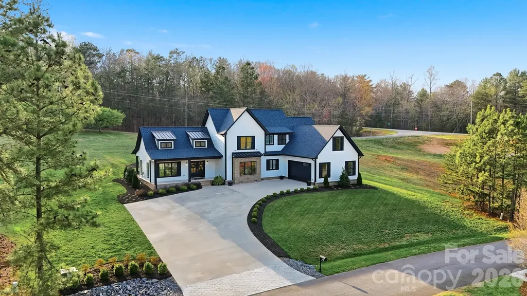 157 Franklin Lane Taylorsville NC 28681