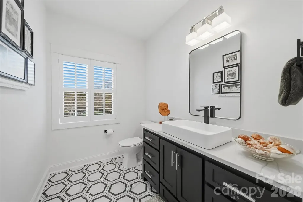 157 Franklin Lane Taylorsville NC 28681